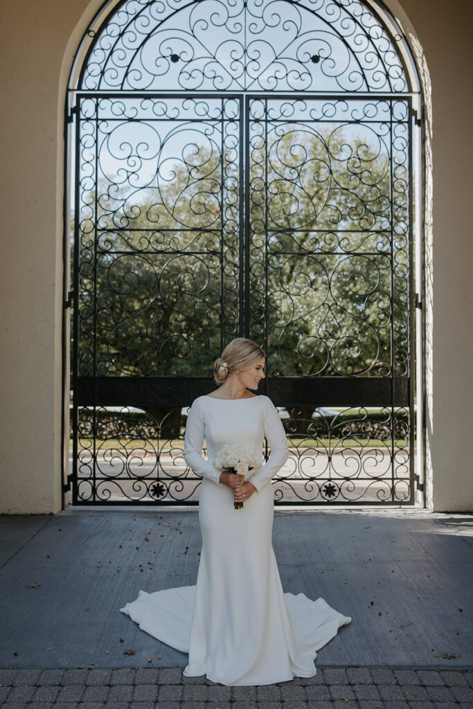 elegant wedding portraits 