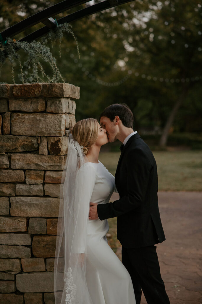 bride and groom wedding portraits 