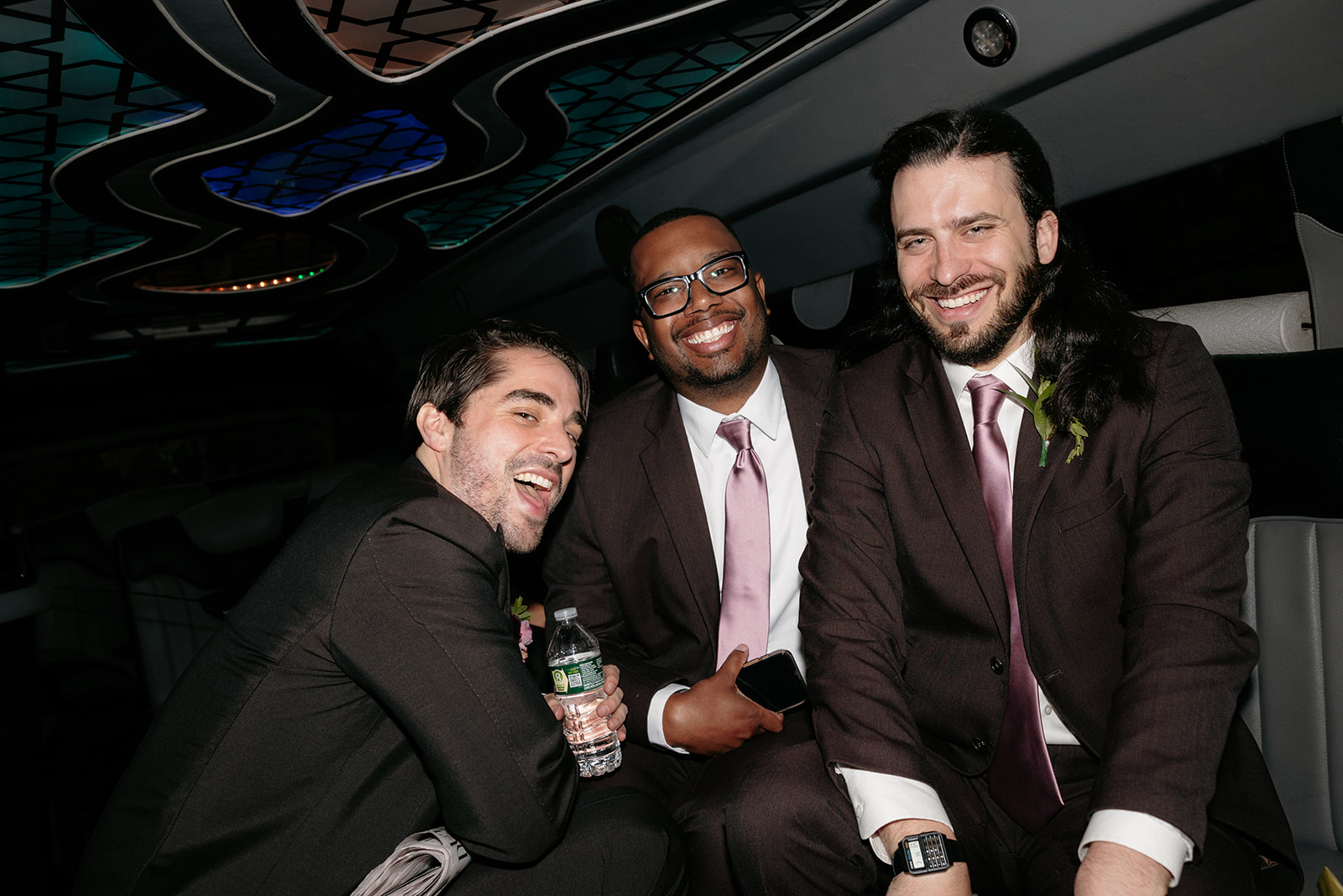 limo wedding photo of groosmen