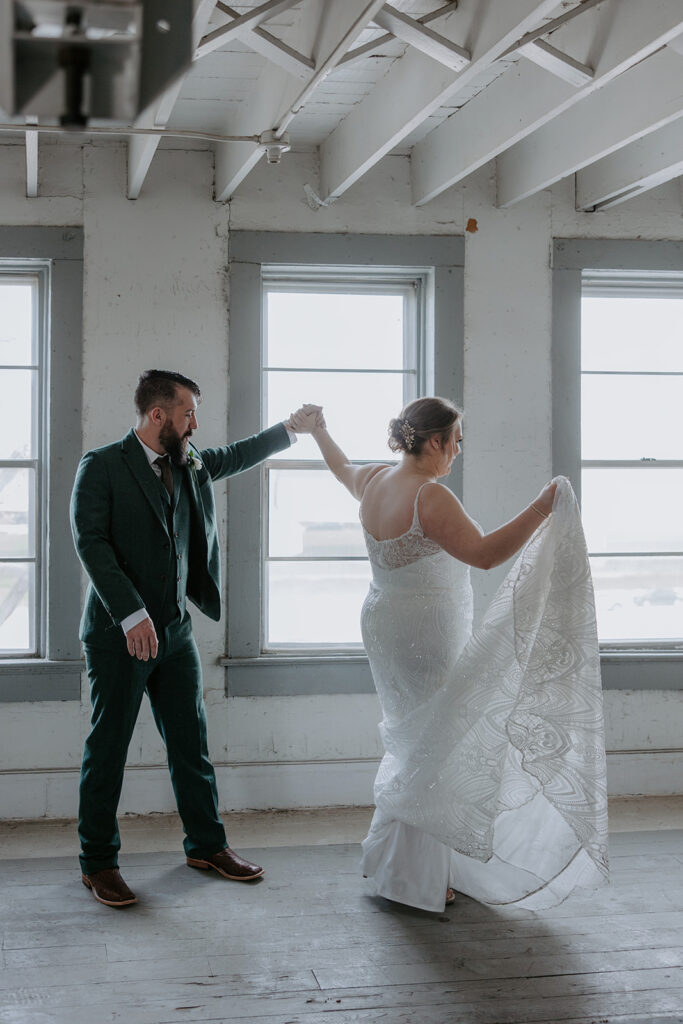 wedding portraits at the ostreum 