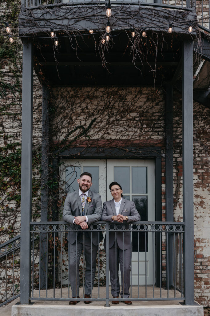 groom and best man photo 