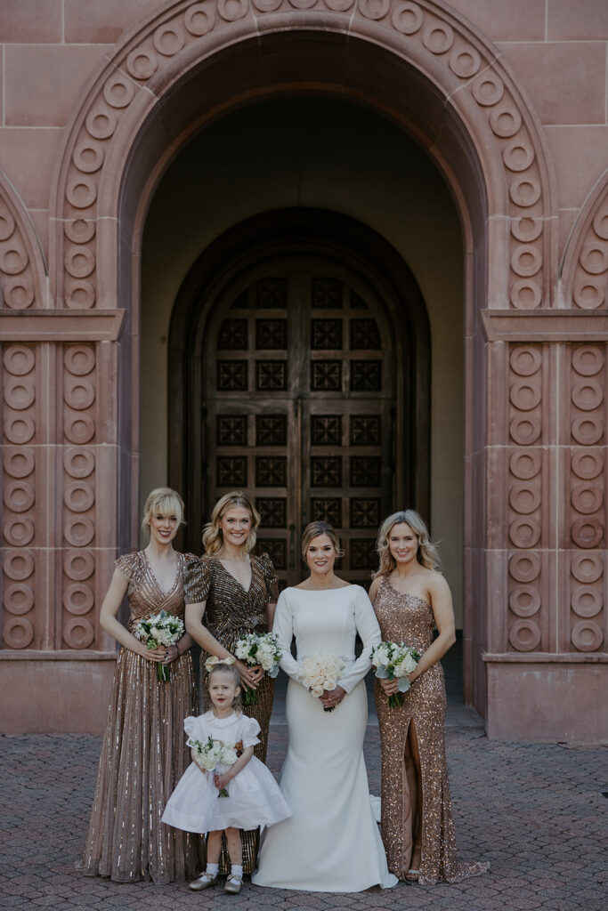 bride and bridesmaids photos 